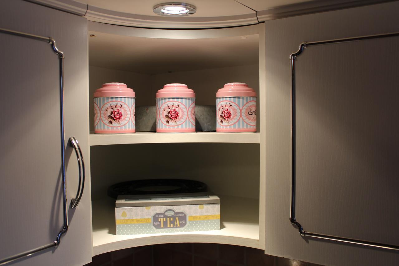 Belvarosi Vintage Apartman A Setaloutcan 미슈콜츠 외부 사진
